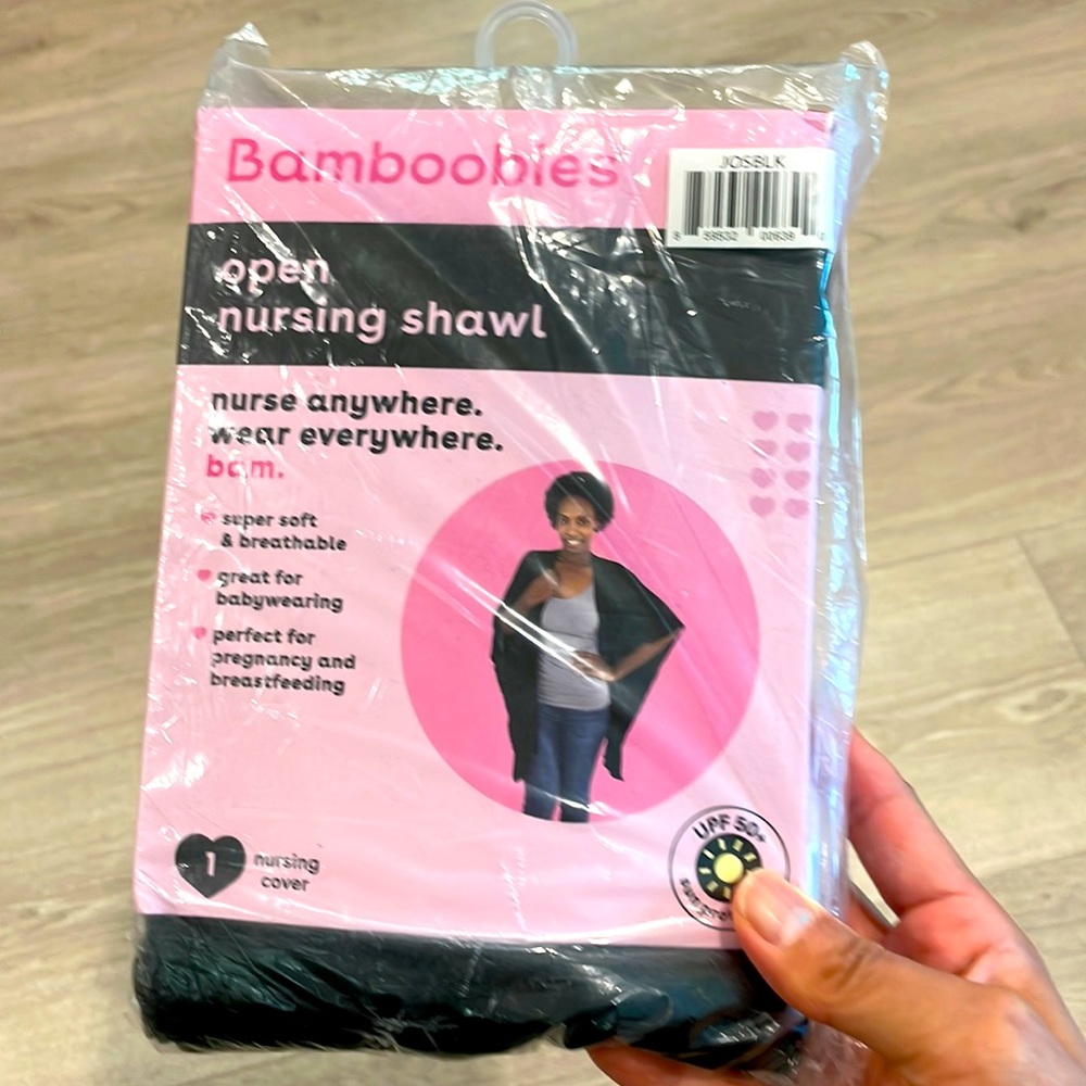 Bamboobies nursing shawl